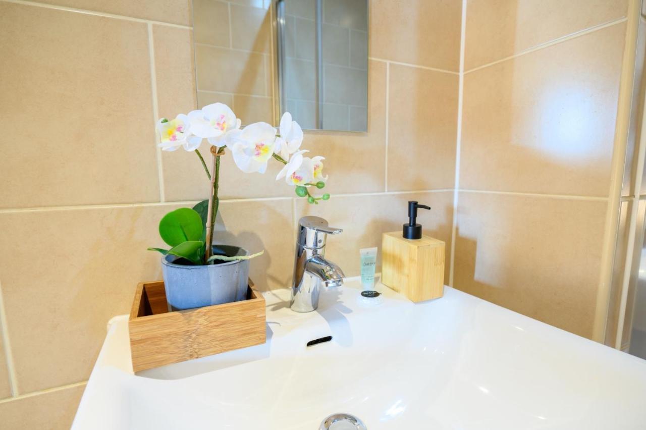 Superb Apartment At The Gallery, Baltic Triangle Liverpool Luaran gambar